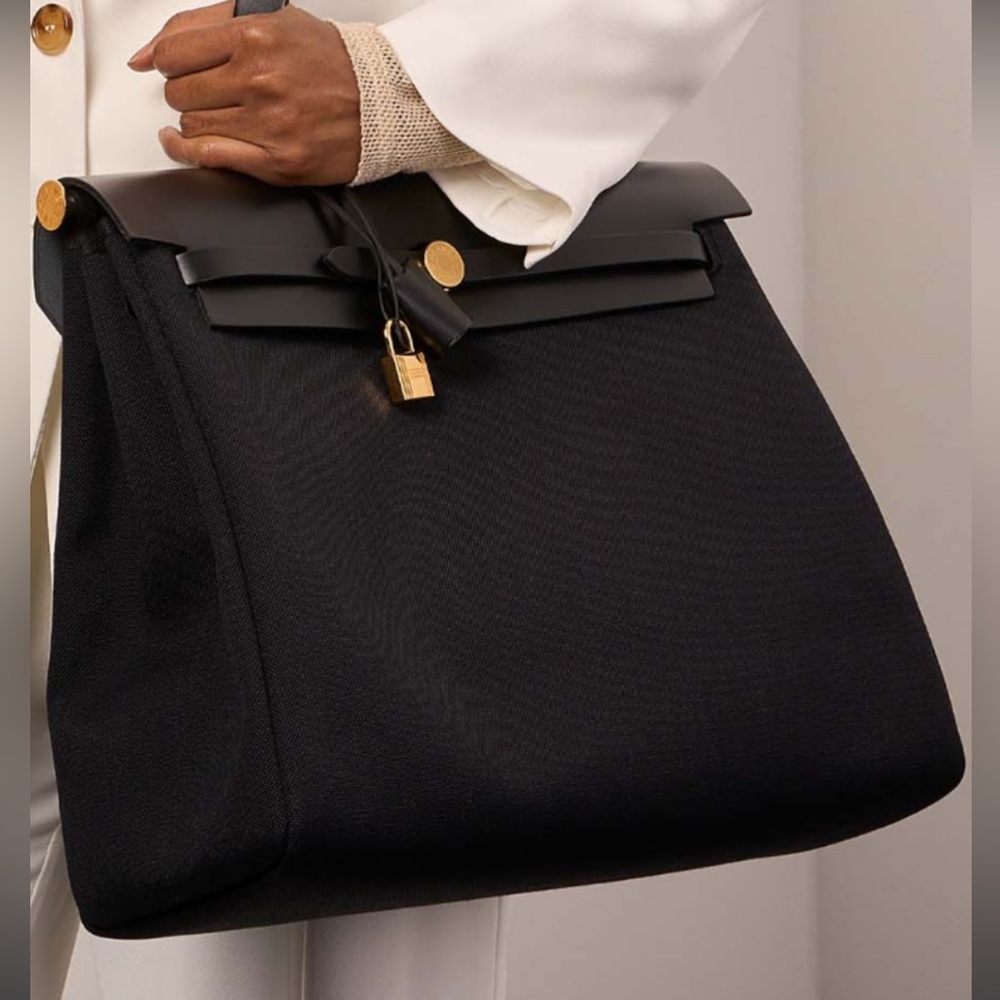 Authentic Hermes Herbag 39